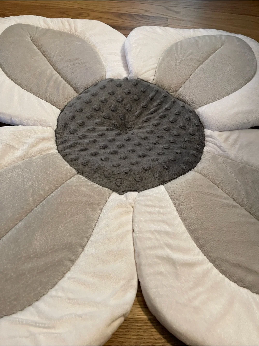 Blooming Baby - Gray / White Bloom Bath